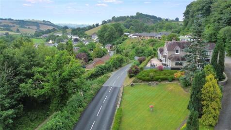 Tiverton Road, Bampton, Tiverton, Devon, EX16