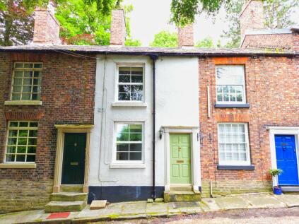 Macclesfield - 2 bedroom cottage for sale