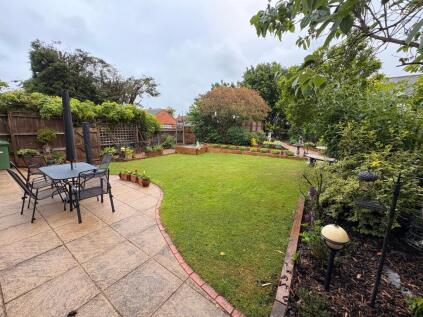 Trefoil Close, Broughton Astley, LE9