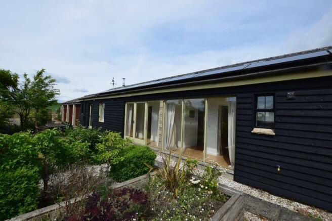 4 Manor Farm Barns - Main.jpg