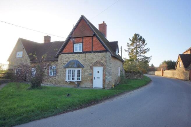 2 Manor Farm Cottages - Main.jpg