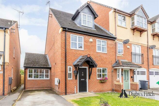 42 Hudson Way, Radcliffe-On-Trent, NG12 2PP-2water