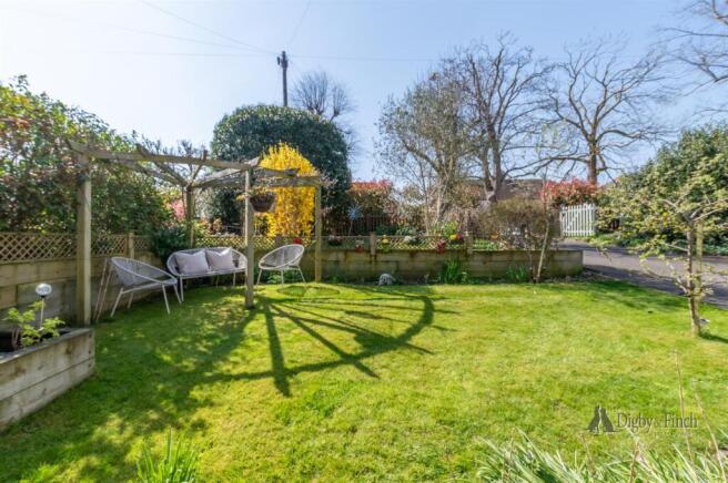 10 Roman Bank -05.jpg