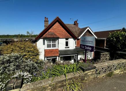 Longdene Road, Haslemere, GU27