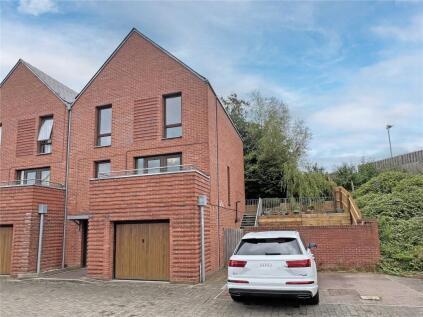 Sutherland Close, Ketley, Telford, Shropshire, TF1
