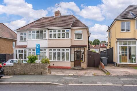 Lynton Avenue, Claregate/Aldersley, Wolverhampton, West Midlands, WV6