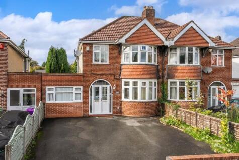 Warstones Road, Penn, Wolverhampton, West Midlands, WV4