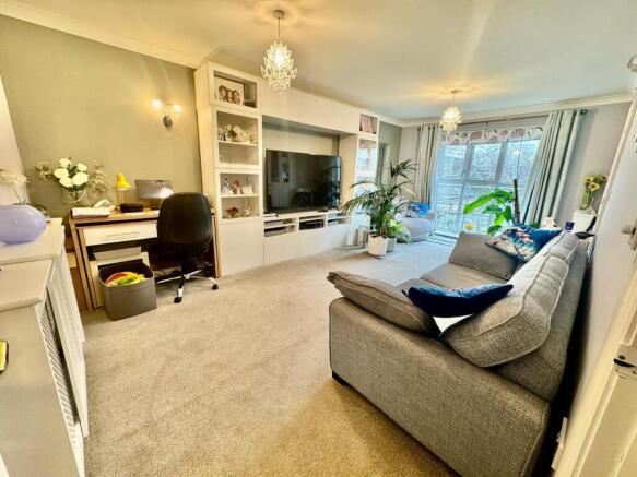 Photo 3