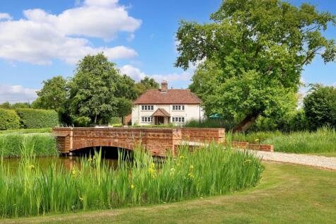 Mattingley, Hook, Hampshire, RG27