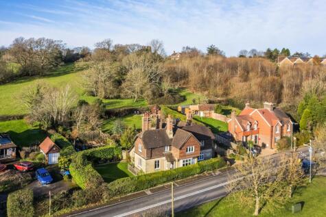 Selsfield Road, Turners Hill, Crawley, West Sussex, RH10