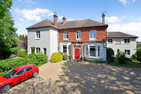 Guildford Road, Loxwood, RH14
