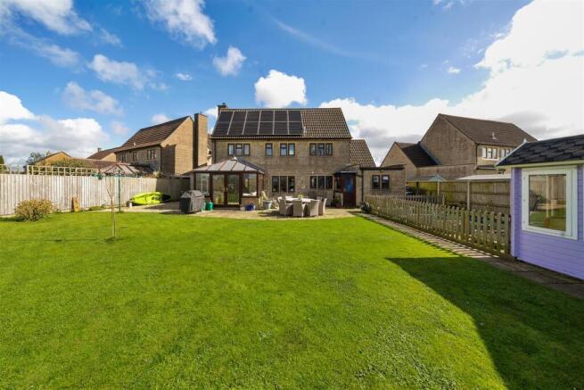 Extensive lawn