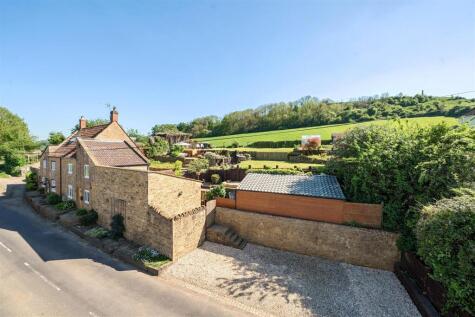 High Street, Stoke-Sub-Hamdon