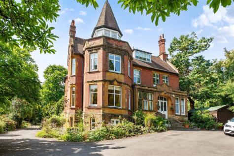 Flat 4, 93 Hendford Hill, Yeovil