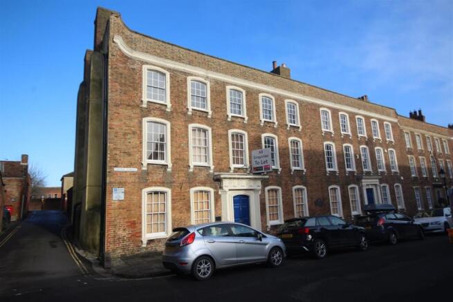 14-16 castle street (2).JPG
