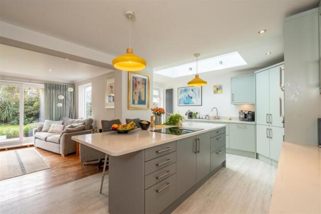 Kitchen Breakfast Room.jpg