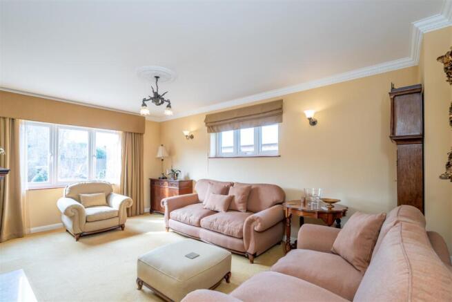 Sitting Room.jpg