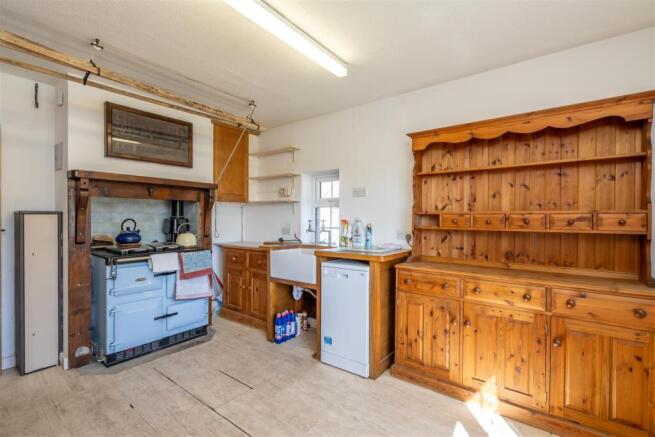 Kitchen Diner.jpg