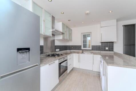 Fairfield Road, UB8 1AZ