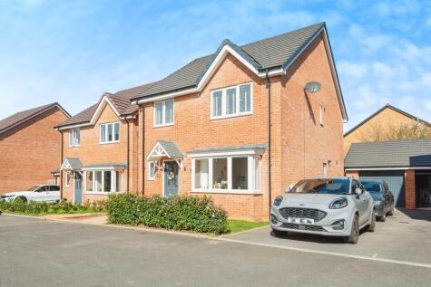 Snowdrop Crescent, Lydney