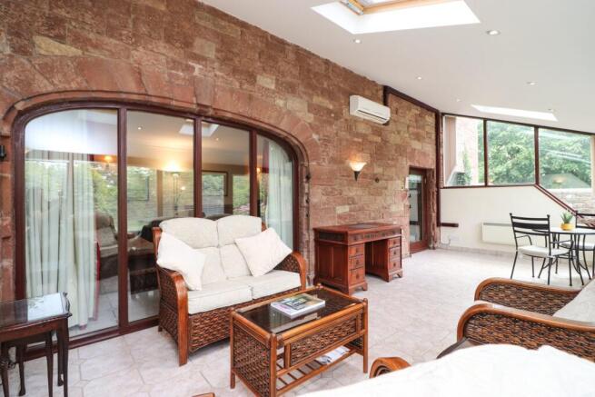 Lounge area