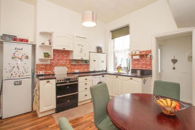 Open Plan Dining Kitchen Area