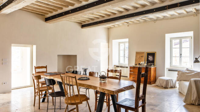Interno