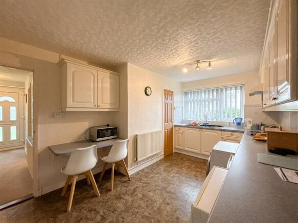 Kitchen .jpg
