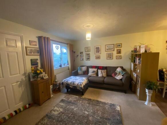 Living Room: