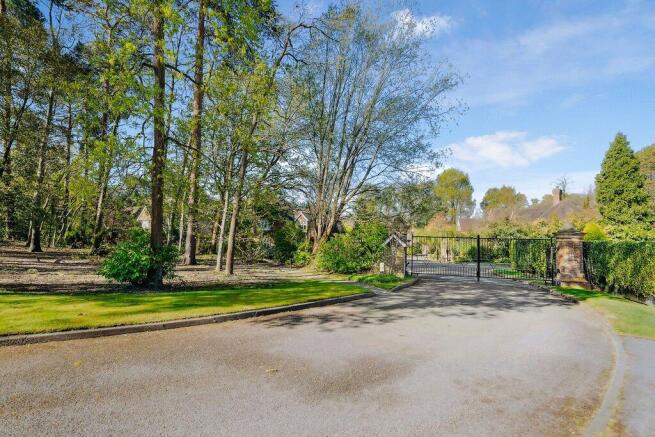 Approach To House