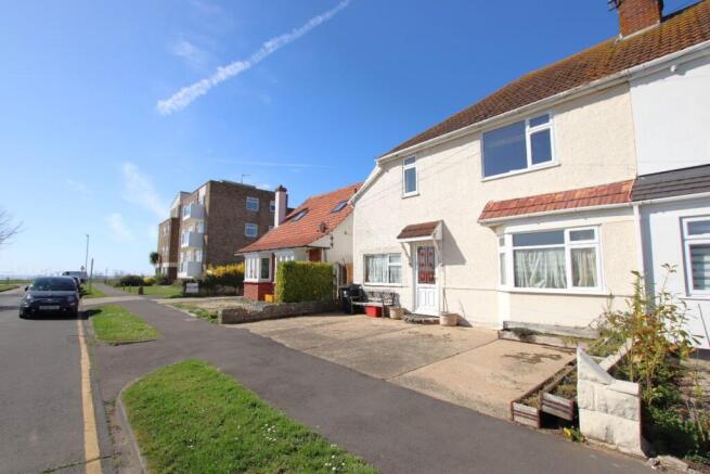 Lyndhurst Road, Holland on Sea