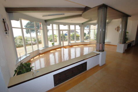 Oulton Hall., Marine Parade East, Clacton on Sea, CO15