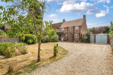 Lambourn Road, Speen, Newbury, Berkshire, RG20