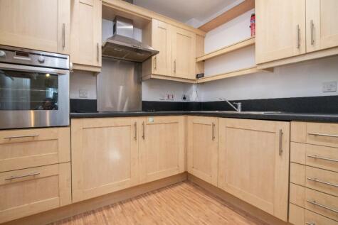 College Road, Bromsgrove, Worcestershire, B60