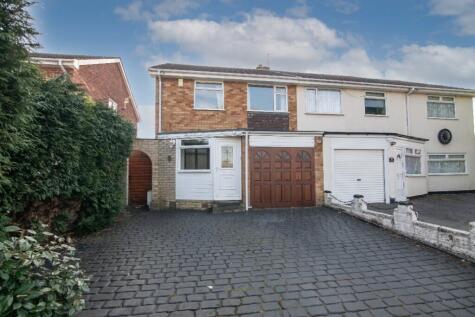 Willow Road, Bromsgrove, Worcestershire, B61