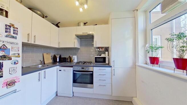Westdean-Close-Wandsworth-SW18-03012025_142343.jpg
