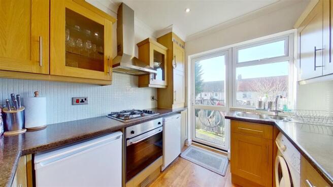 Godley-Road-Earlsfield-SW18-12172020_222451.jpg