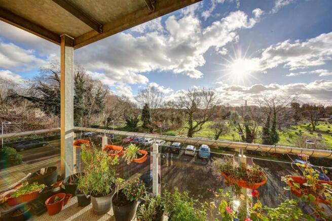 71_fitzgerald_house_st_georges_grove_balcony.jpg