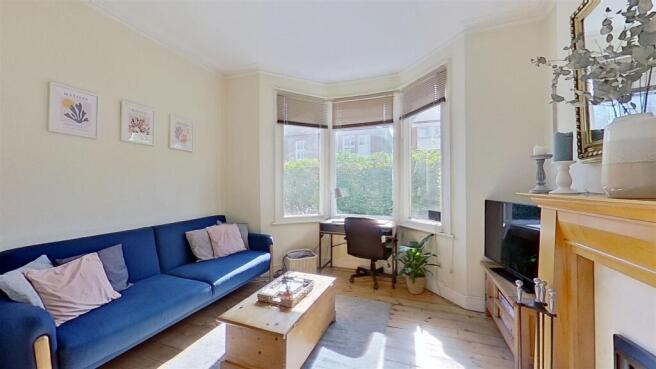 Isis-St-Earlsfield-SW18-09112023_183128.jpg