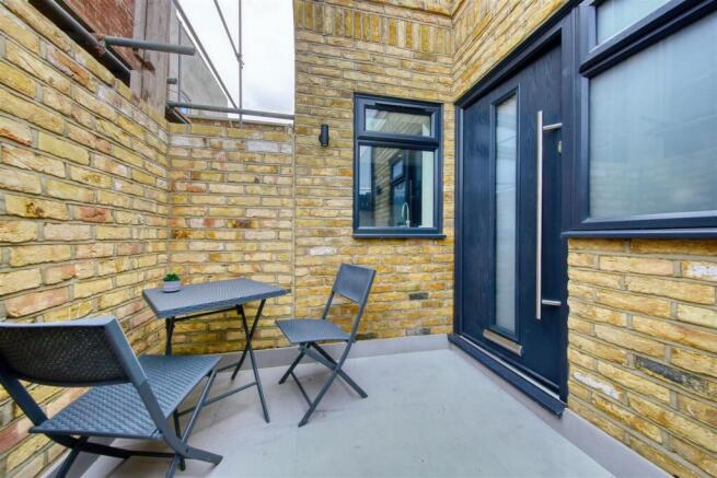 1b_standen_mews_image2_19701_4.jpg