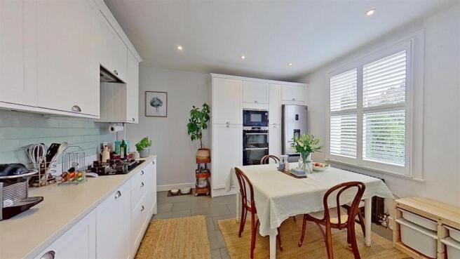 Quinton-Street-Earlsfield-SW18-10022025_221003.jpg