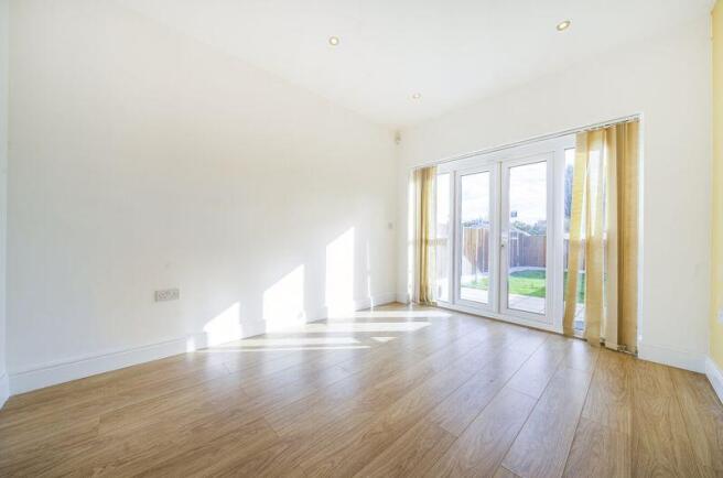 Rear Reception angle 1