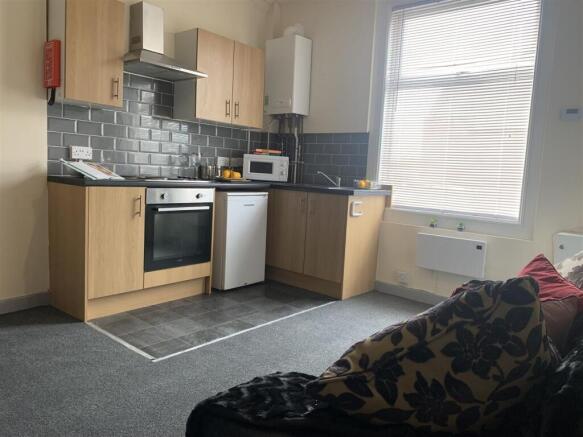 Flat 1