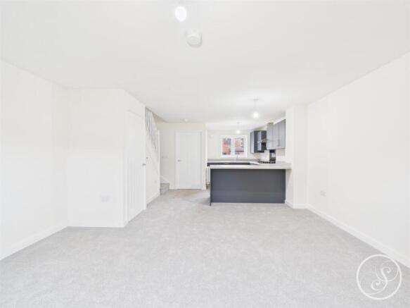 KITCHEN/LIVING SPACE