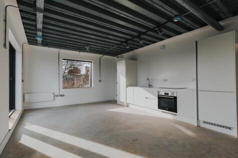 9 Hidden Gardens, LS5 3FD, Stãll