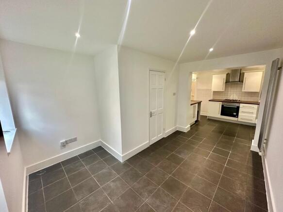 Kitchen/ Dining Room