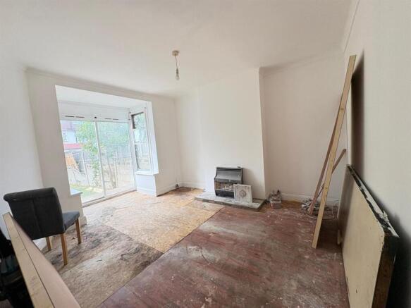 PHOTO-2025-10-28-14-11-03 (4).jpg