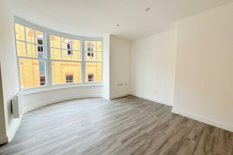 Weymouth - 1 bedroom flat for sale