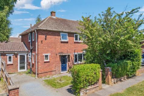 Close To Town & Station, Maidenhead