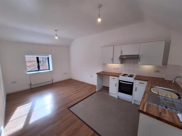 Kitchen / Living room